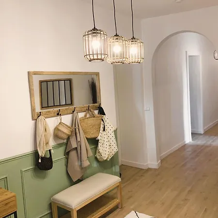 Apartman Tres Bel Appartement, Plein Centre Nantes, 190m2